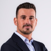 Anthony Bernaville consultant immobilier chez efficity