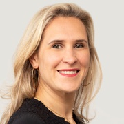 Amandine Brochet consultant immobilier chez efficity