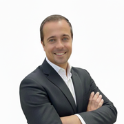 Cédric CNIAMIS consultant immobilier chez efficity