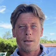 Carl Kayanakis consultant immobilier chez efficity