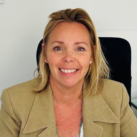 Clara Osina - Membre de l'équipe de Tarek Bou-Khalil