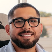 Elmir GASHI consultant immobilier chez efficity