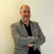 Hugo DOS SANTOS consultant immobilier chez efficity