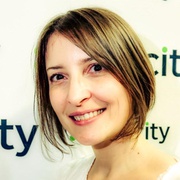 Irena Novakovic consultant immobilier chez efficity