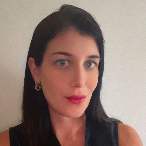 Justine Delhommeau - Membre de l'équipe de Boban Janevski