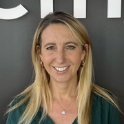 Julie Heuzé consultant immobilier chez efficity