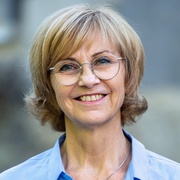 Julia Simmons consultant immobilier chez efficity