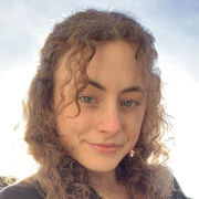 Léa Bazire consultant immobilier chez efficity