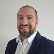 Ludovic Mazars consultant immobilier chez efficity