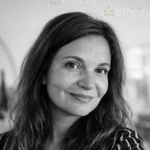 Melanie Herzog - Membre de l'équipe de Virginie Poumette