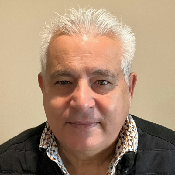 Mario Vivenzio consultant immobilier chez efficity