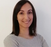 Nadia Ait Slimane consultant immobilier chez efficity