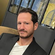 Patrick Almeida consultant immobilier chez efficity