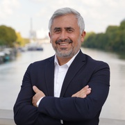 Vincent Deby consultant immobilier chez efficity