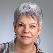 Yolaine Picault consultant immobilier chez efficity