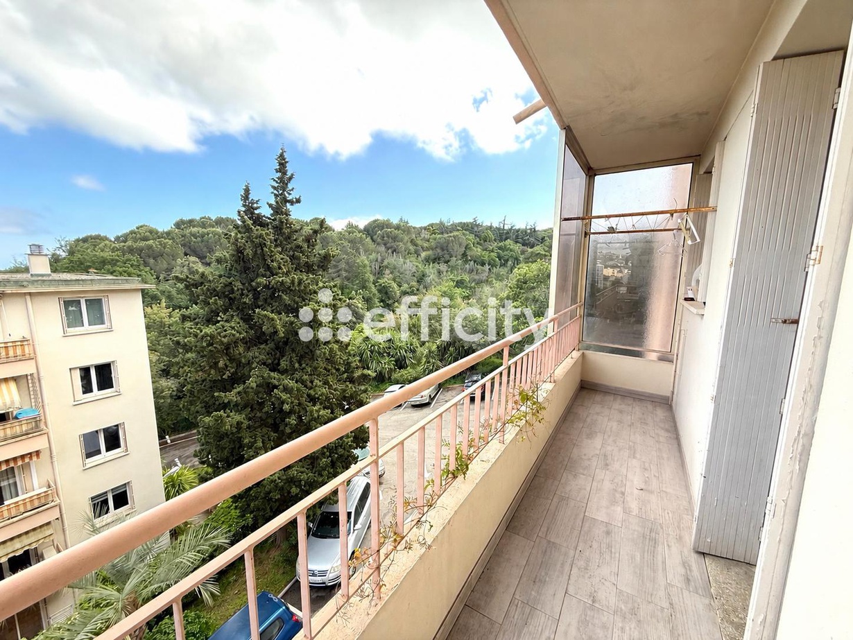 Achat immobilier Appartement 2 pièces  42m2 à Cannes (06400) - Photo n°4