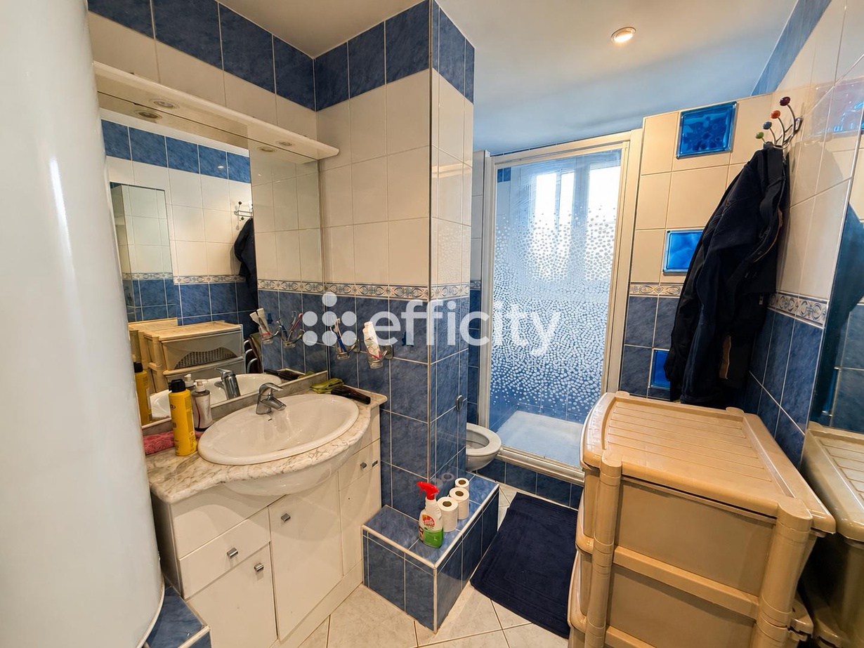 Achat immobilier Appartement 2 pièces  42m2 à Cannes (06400) - Photo n°5