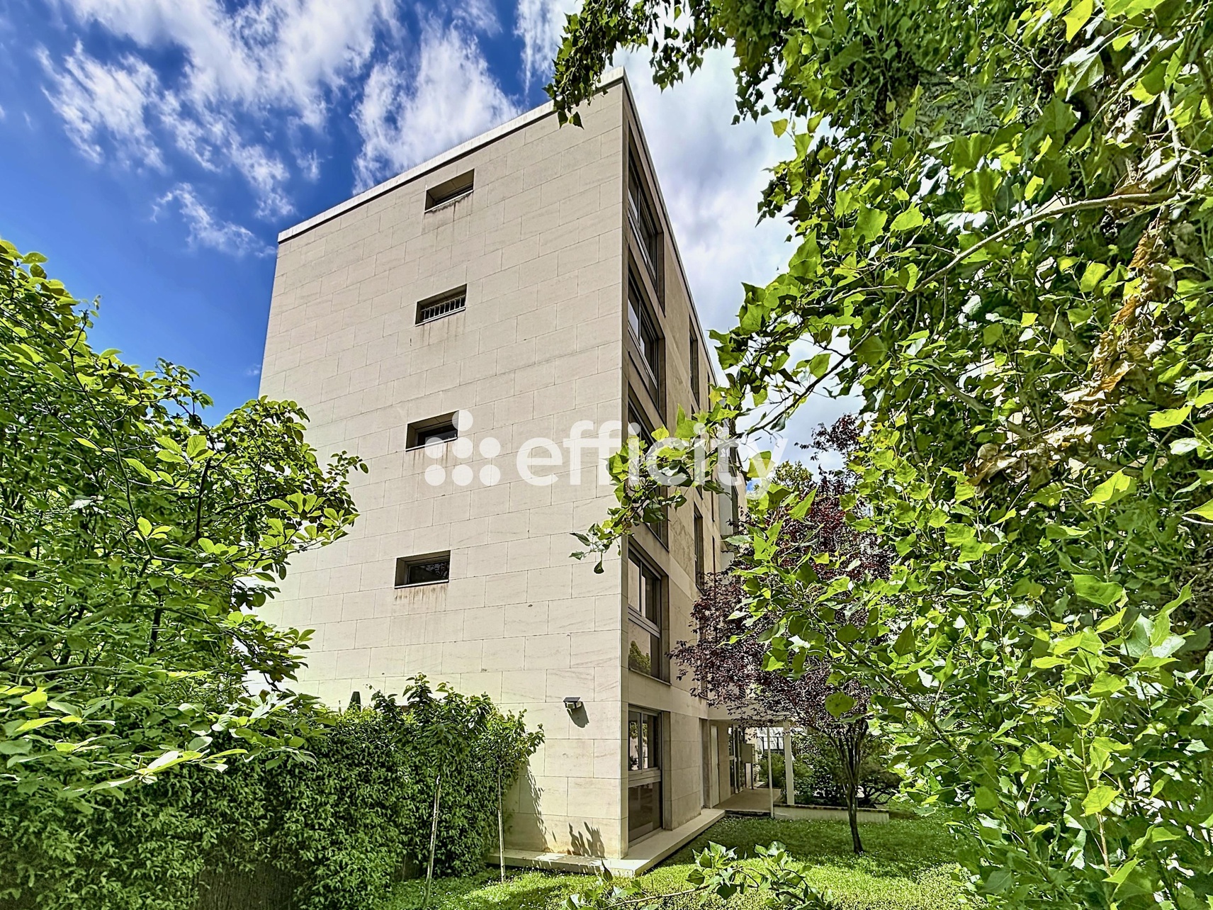 appartement 5 pièces - 125m2 à Neuilly-sur-Seine (92200)