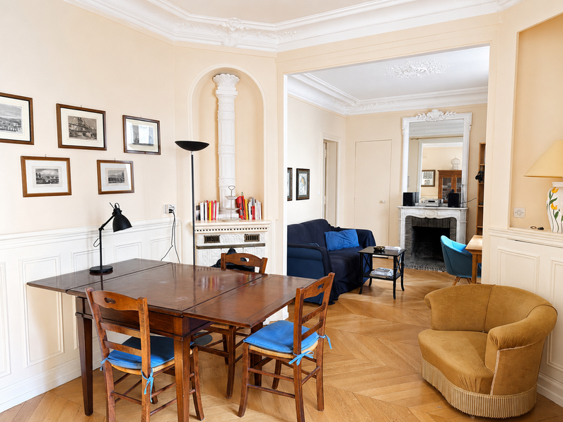 appartement 3 pièces - 60m2 à Paris (75008)