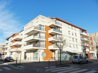 parking  - 27m2 à Saint-Fons (69190)