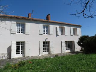 maison 6 pièces - 220m2 à Angliers (17540)