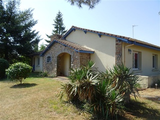 maison 7 pièces - 145m2 à Saint-Georges-de-Pointindoux (85150)
