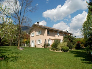 maison 7 pièces - 240m2 à Sergy (01630)