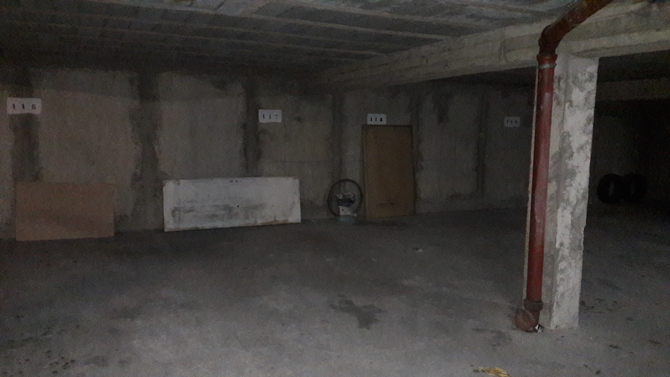 parking  - 13m2 à Maurepas (78310)