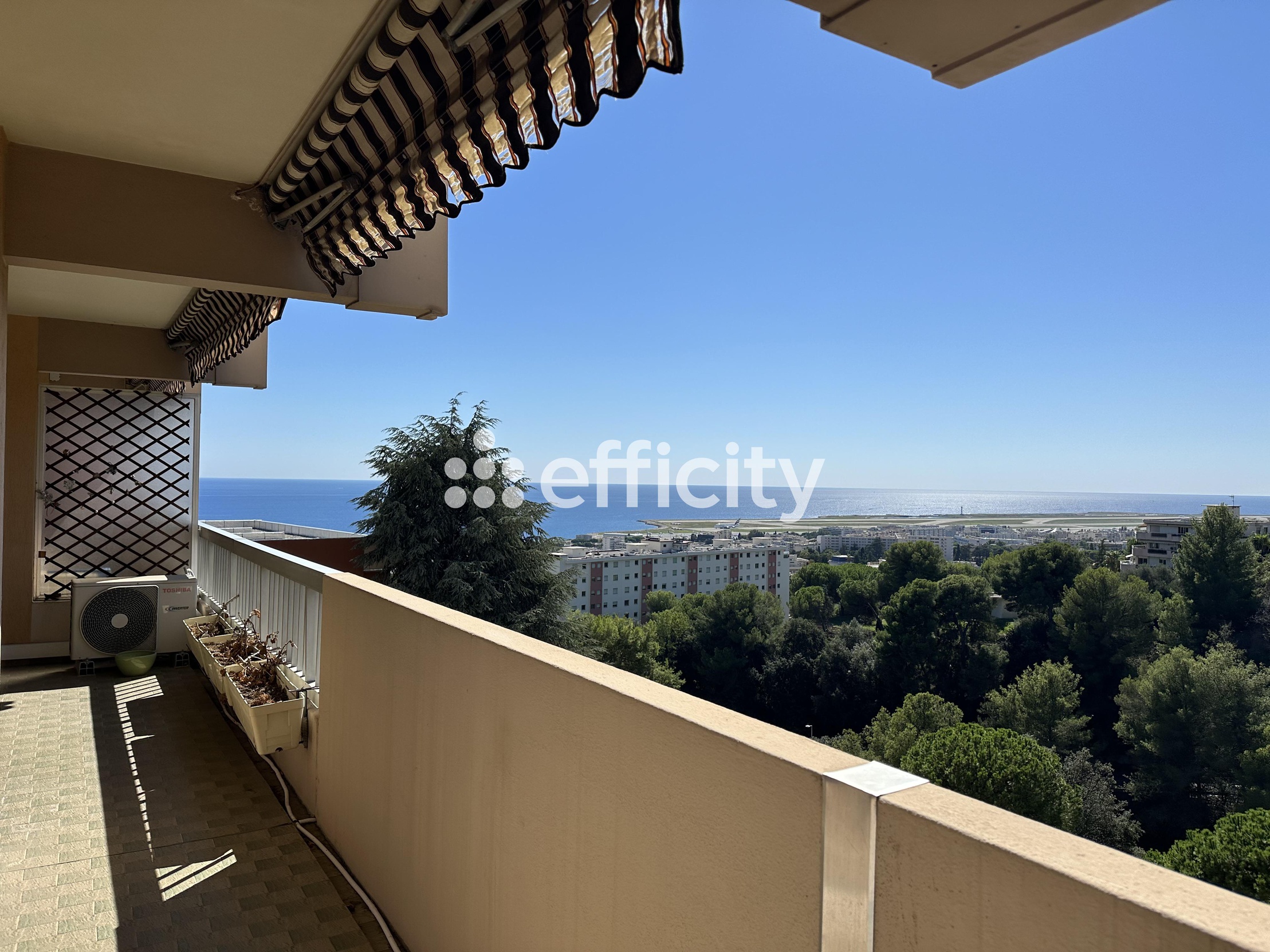 appartement 4 pièces - 105m2 à Nice (06200)