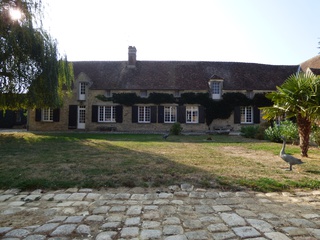 maison 20 pièces - 580m2 à Guignes (77390)