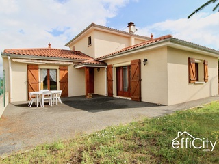 maison 5 pièces - 123m2 à Saint-Georges-Haute-ville (42610)