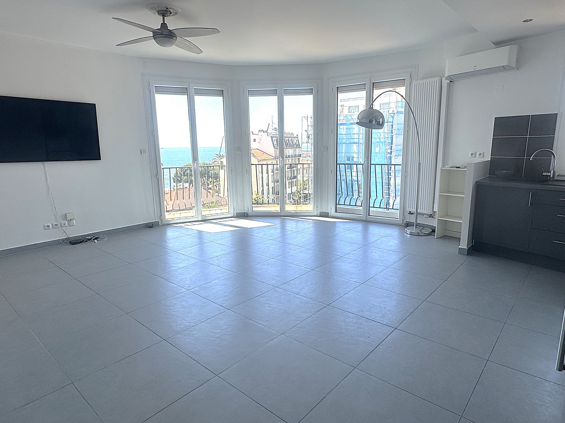 appartement 2 pièces - 54m2 à Nice (06200)
