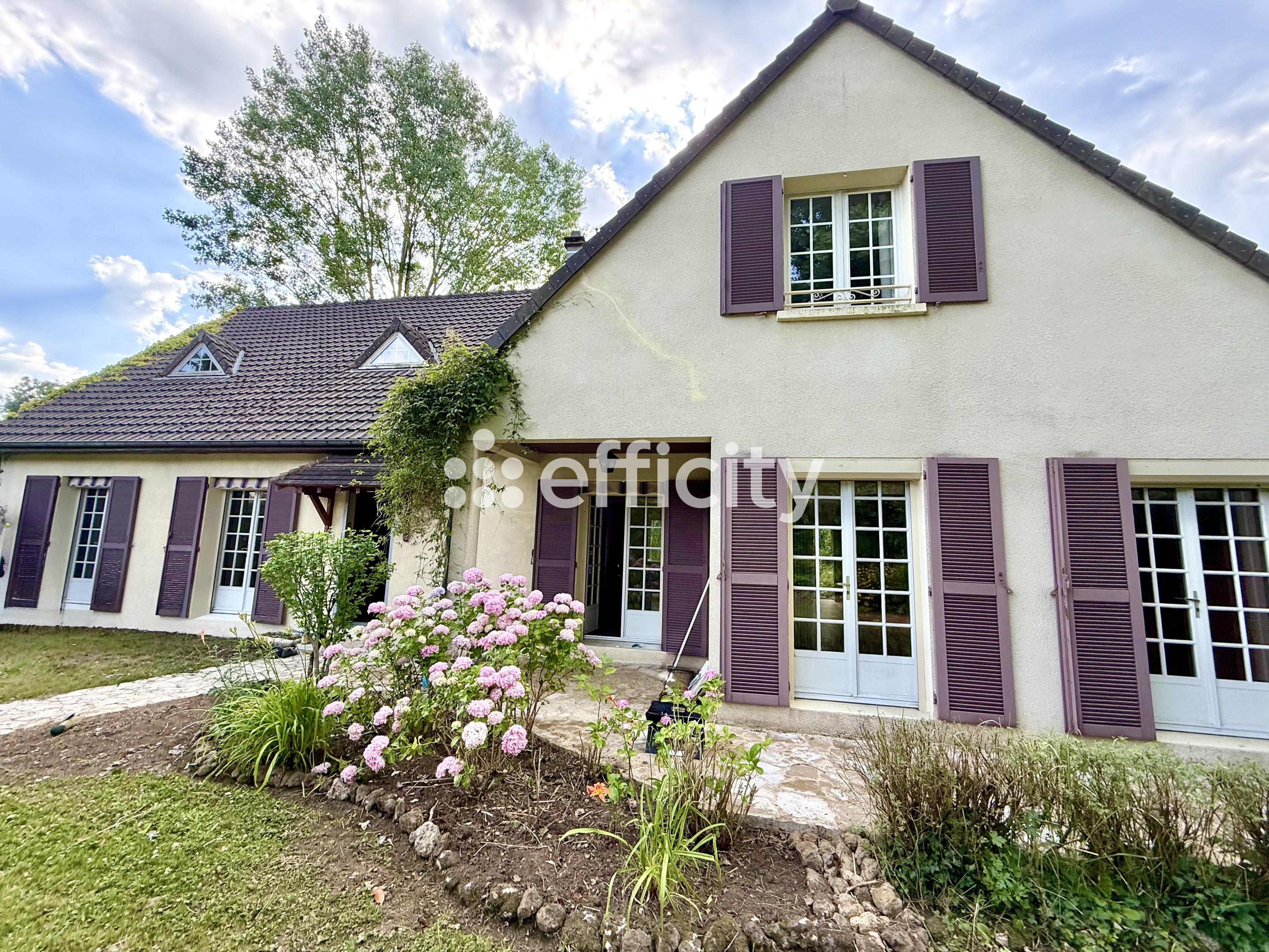 Maison 8 pièces 246 m² · à Merlieux-Et-Fouquerolles · 246 m² · 310 000 €