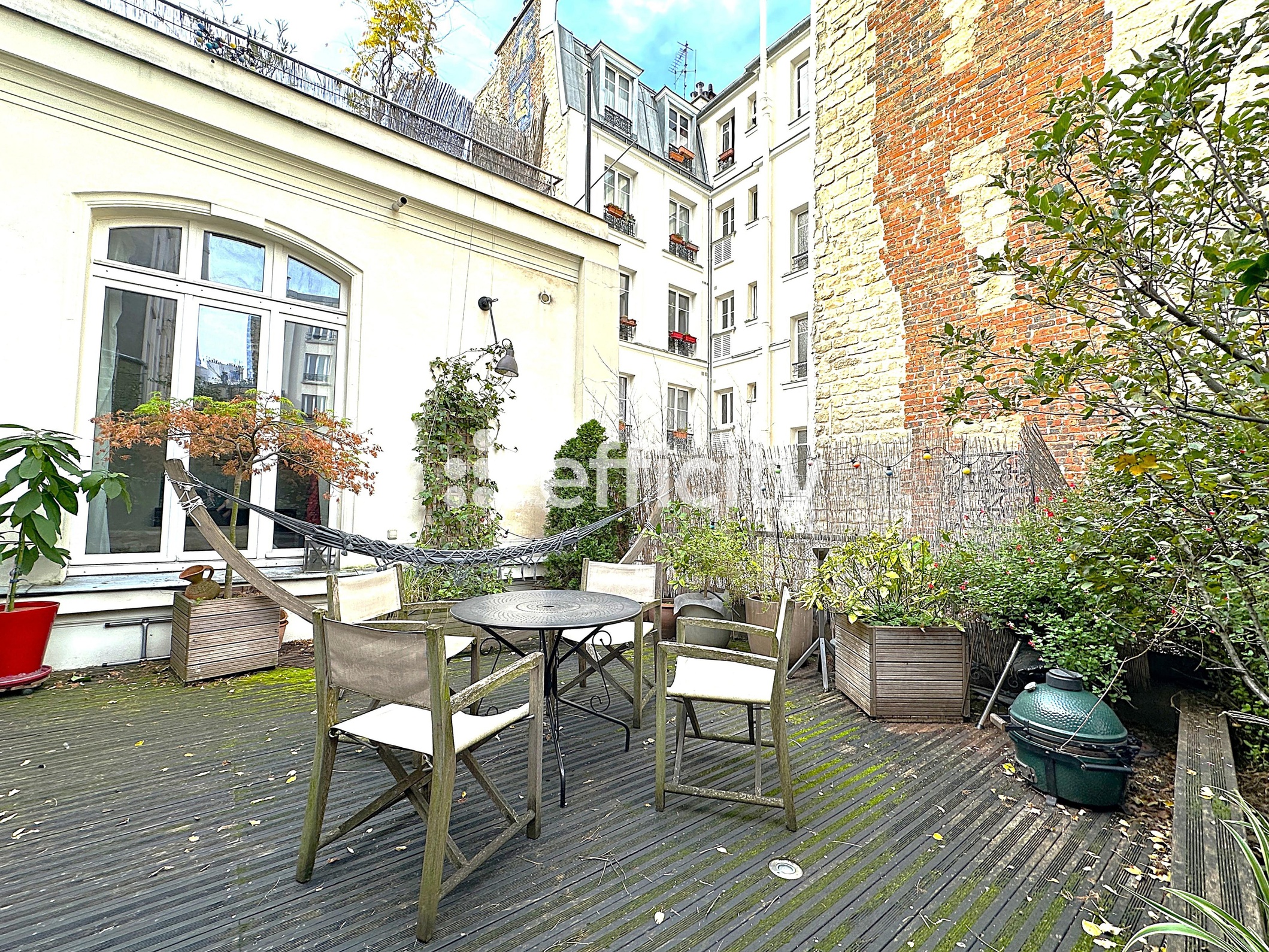 appartement 7 pièces - 232m2 à Paris (75011)