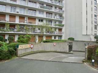 parking  - 12m2 à Paris (75015)
