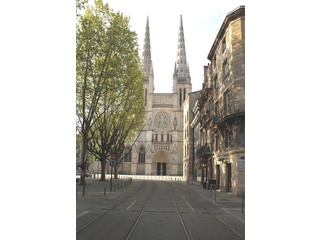 appartement 3 pièces - 70m2 à Bordeaux (33000)