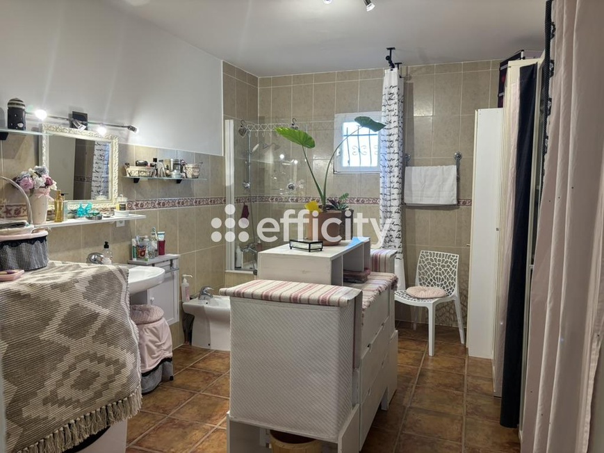 Achat immobilier Maison 6 pièces  126m2 à Pézenas (34120) - Photo n°12