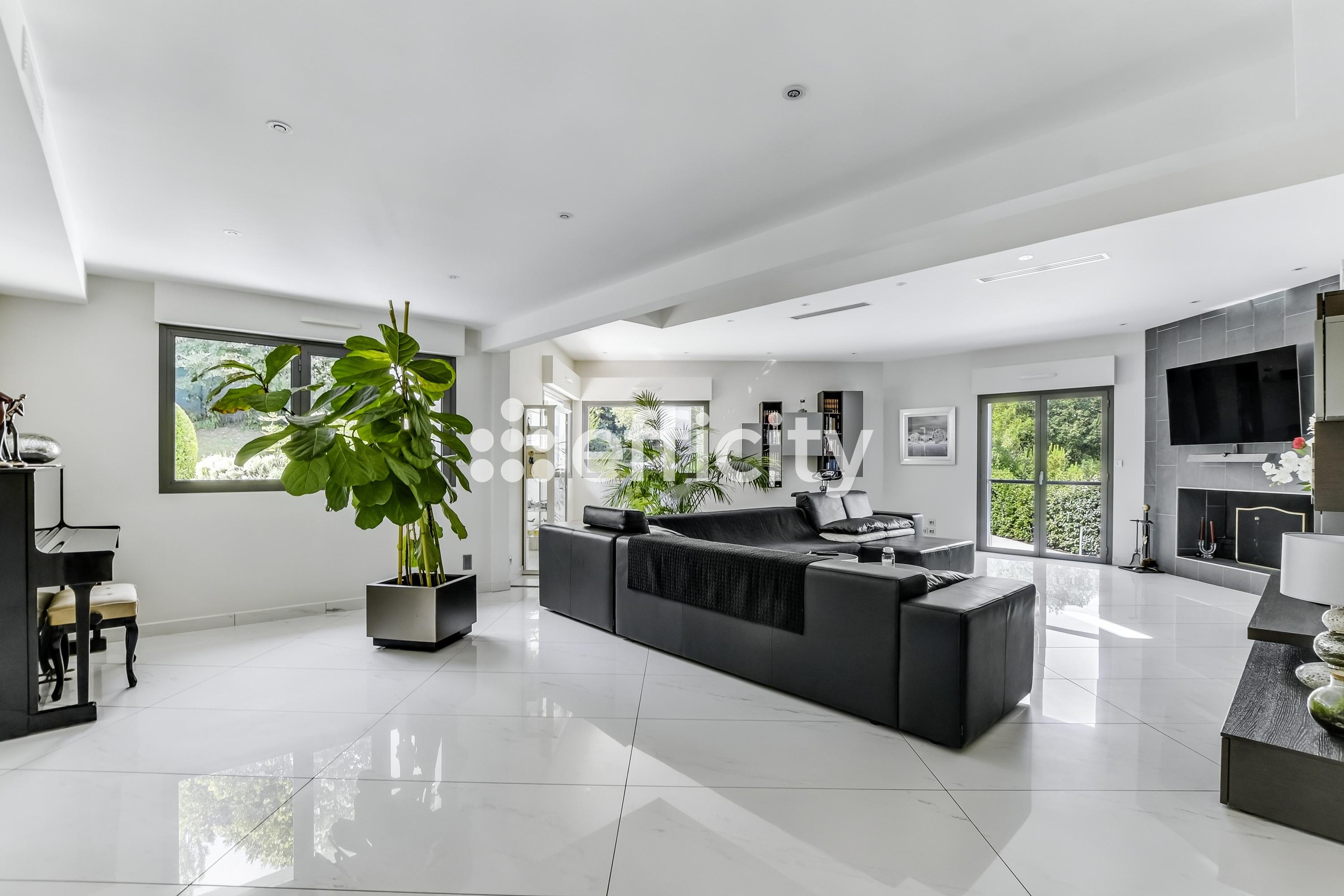 Achat immobilier Maison 10 pièces  393m2 à Vieille-Toulouse (31320) - Photo n°10