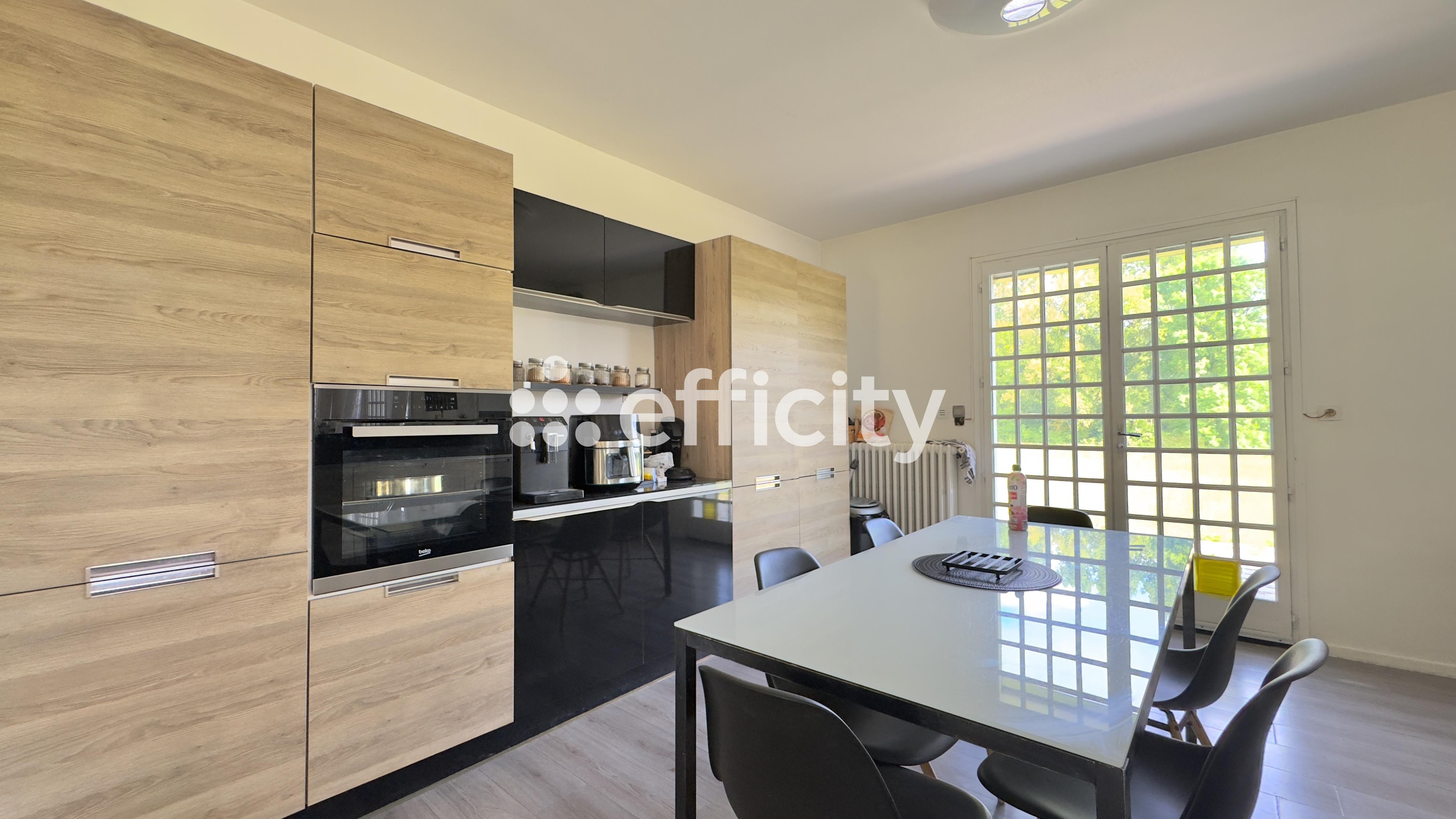 Achat immobilier Maison 9 pièces  224m2 à Monsteroux-Milieu (38122) - Photo n°8