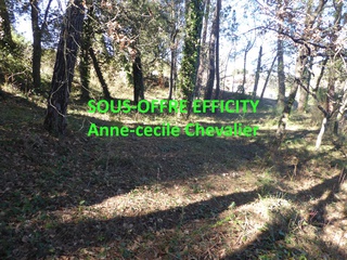 terrain  - 1100m2 à Salernes (83690)