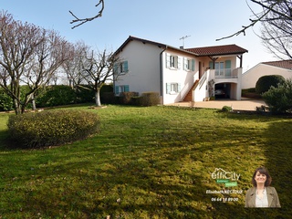 maison 8 pièces - 140m2 à Crêches-sur-Saône (71680)