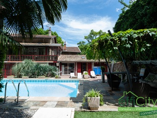 maison 10 pièces - 265m2 à Sassenage (38360)