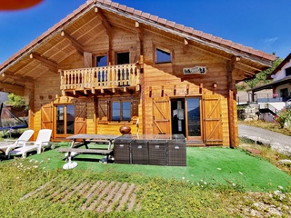 maison 4 pièces - 135m2 à Montanges (01200)