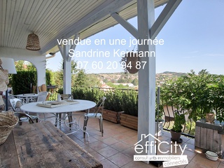 maison 7 pièces - 220m2 à Lozanne (69380)