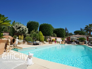 maison 7 pièces - 180m2 à Fréjus (83600)