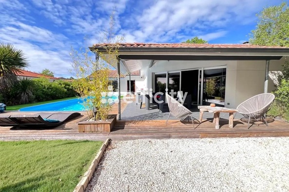 maison 5 pièces - 135,0m2 à Le Teich (33470)