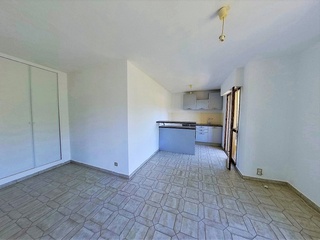 appartement 2 pièces - 35m2 à Nîmes (30000)