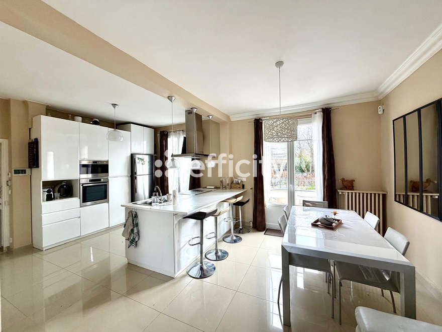 maison 5 pièces - 106m2 à Mantes-la-Jolie (78200)