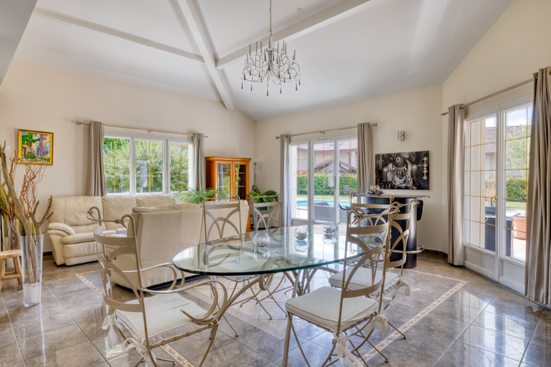 Achat immobilier Maison 5 pièces  245m2 à Annecy (74600) - Photo n°4