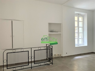 local-commercial 2 pièces - 56m2 à Marseille (13001)